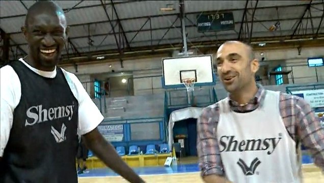 BASKET - Jerome Alonzo Vs Moussa Badiane des Sharks d'Antibes