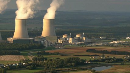 Decommissioning a nuclear power plant