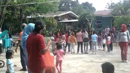 beres - beres setelah acara