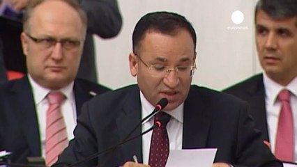 Turkey allows the use of Kurdish in court