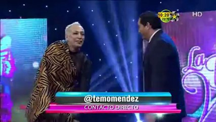 Temo Mendez sorprende con su vestuario