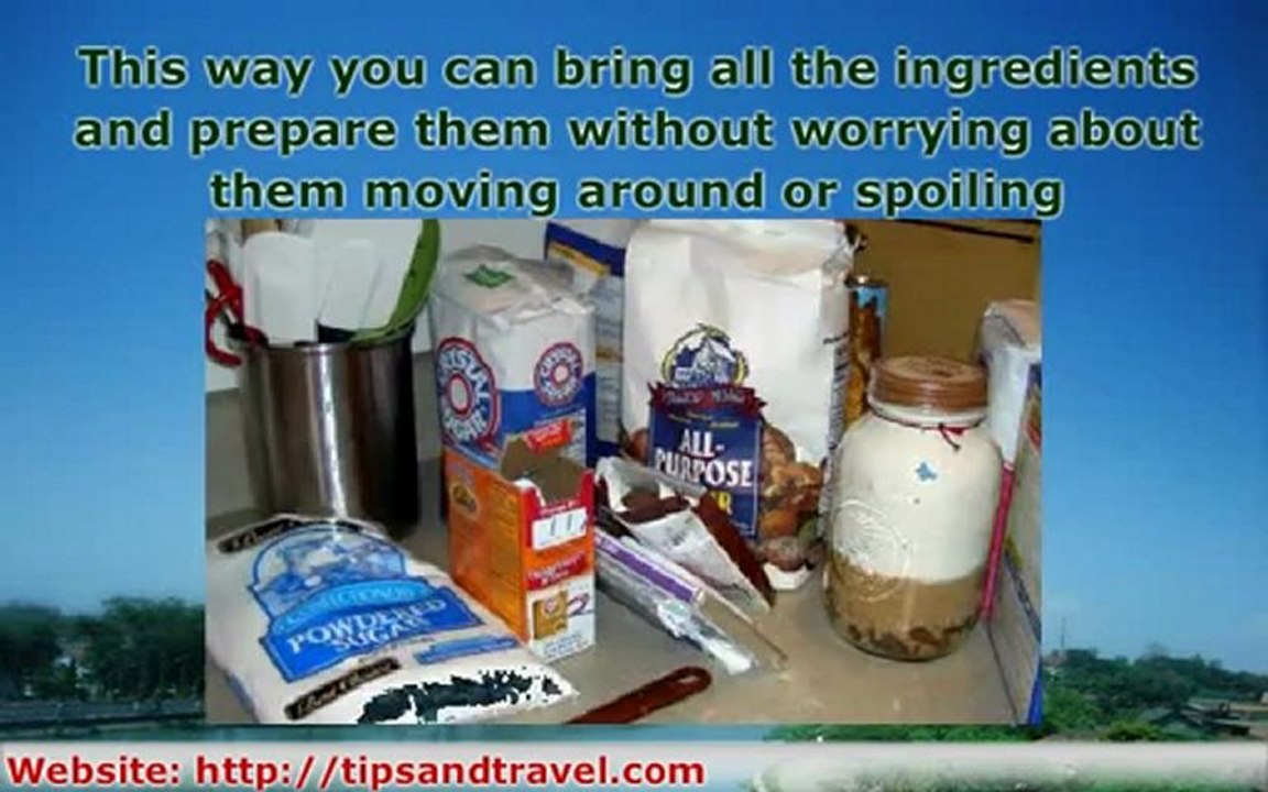 Traveling with Food for the Holidays - What Should You Bring?