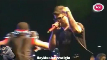 Farruko Live Concert in Quito (2011)