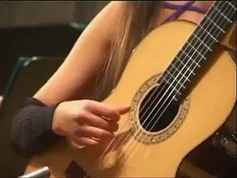 Guitare classique - Yuliya Lonskaya - Tango En Skai - R. Dyens -