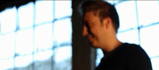 The Hole (with DVD) by Peter Eggink - Magic Trick