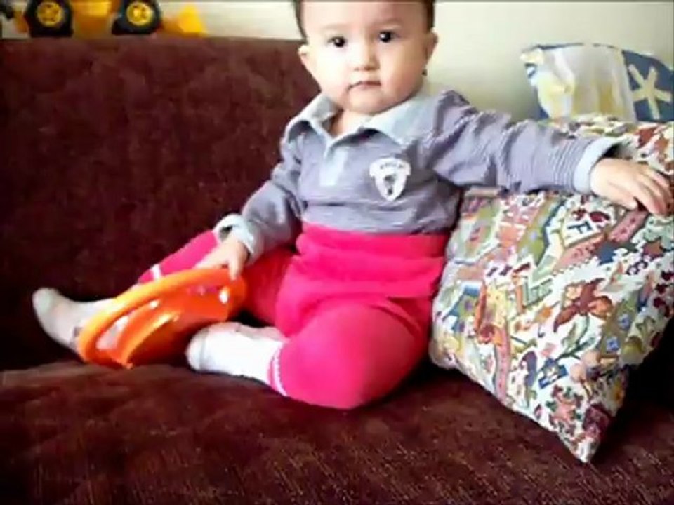 Uygur kızı Ayşenur Amasra