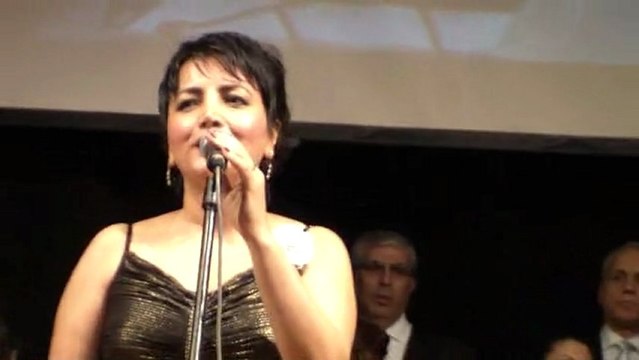 Dilek Aydın_Metin Yatkın_SGK Türk Halk Müziği 2013 yılbaşı konseri 07