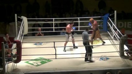 Combat de Karim Achour vs Michel Mothmora le 12 janvier 2013 !!!!