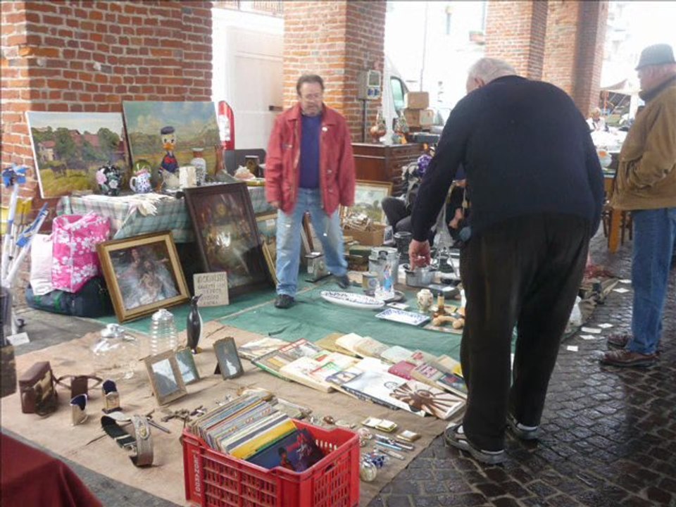 Nicola Piovani - Il valzer della cioccolata - Anno Zero - immagini 1945 - 2013  by Giuseppe INFANTINOi