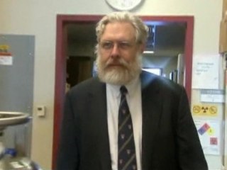 Neanderthal cloning possible but ethically in question