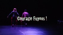 Courage Fuyons (5'30'')(HD)