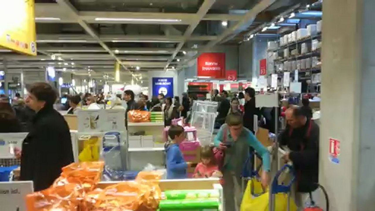 Samedi noir chez Ikea