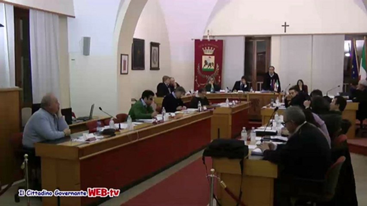 Consiglio com. 23 gennaio 2012 Punto 5 mozione sfiducia Forcellese presentazione Ciafardoni
