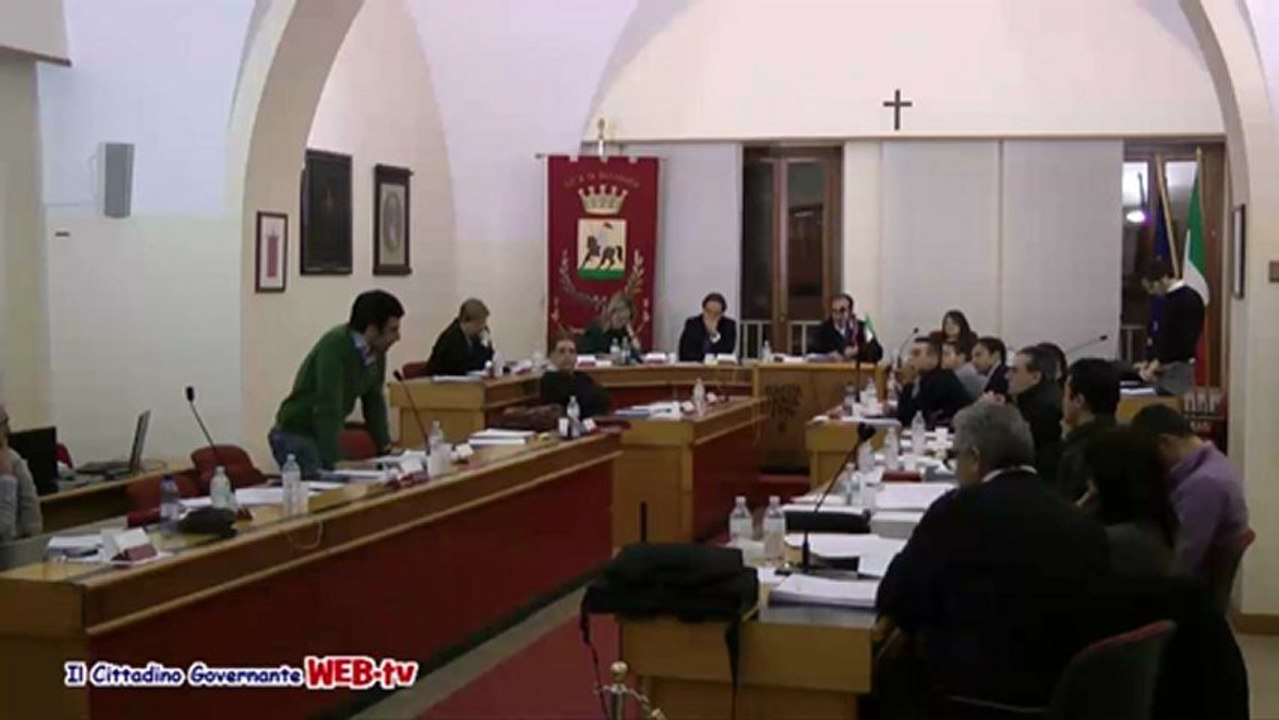 Consiglio com. 23 gennaio 2012 Punto 5 mozione sfiducia Forcellese intervento Poliandri