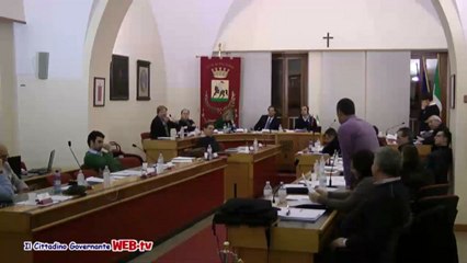 Consiglio com. 23 gennaio 2012 Punto 5 mozione sfiducia Forcellese intervento Maddaloni