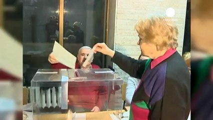 Bulgaristan nükleer santral referandumu için sandıkta