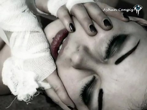 Hasret Yağar Dağlara - Emrah