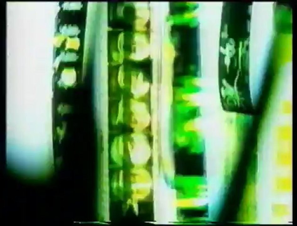 France 2 20 Avril 1999 2 Pubs,2 B.A.,Un livre,des livres,Bouche a oreille, place de la république