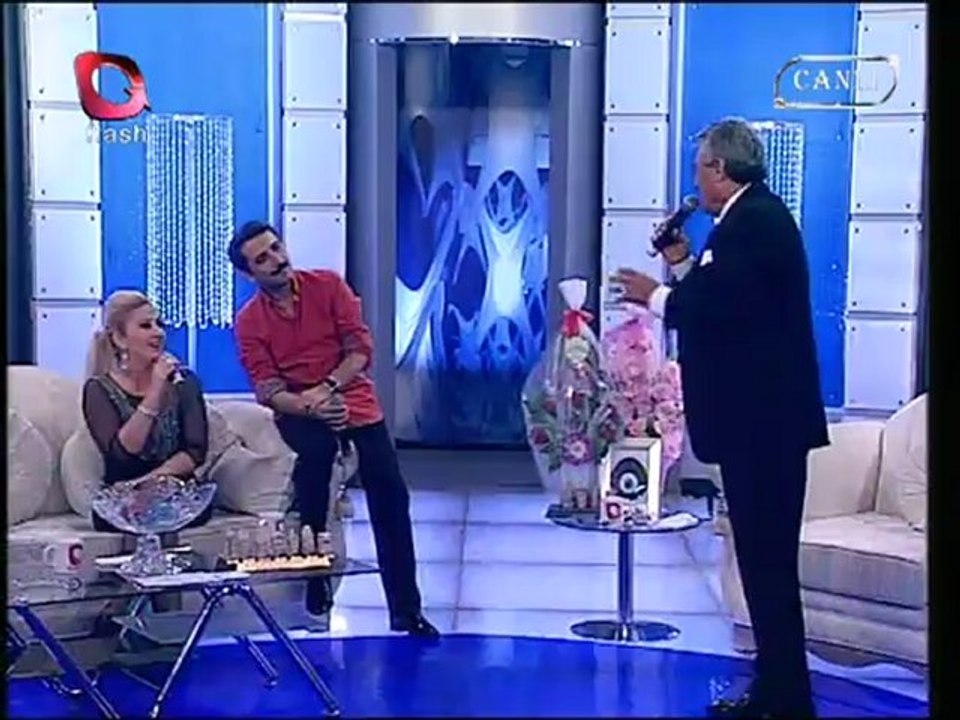 FLAŞ  TV LATİF DOĞAN  ŞOVDA  BÜYÜK USTA YORUMCU VAHDET VURAL  HUMA KUŞU  VEYEŞİL ÖRDEK