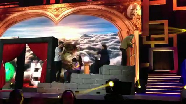 Jean Baptiste Maunier C'est ma terre @ Bercy