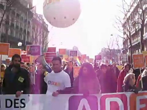 Manifestation en faveur du Mariage Gay : Mais qu'est -ce que vous voulez ?...