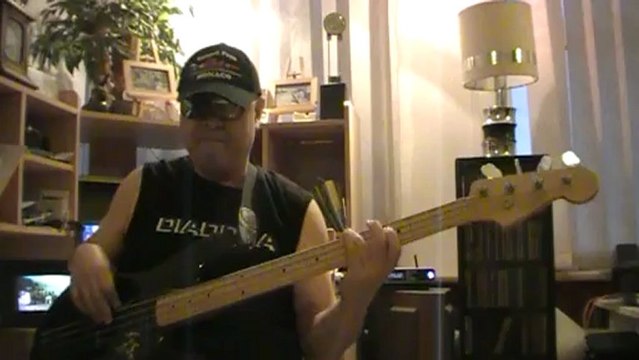 Boogie wonderland Earth Wind & Fire bass cover Bob Roha