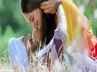 Yeh Jo Halki Halki Khumariya Son of Sardaar