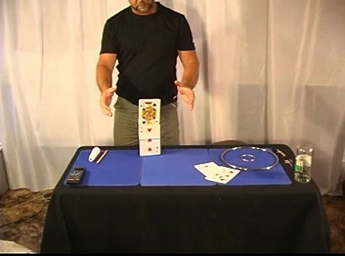 Jumbo Card Riser by Sorcery Manufacturing - Magic Trick