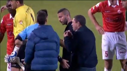 Israele, sfuriata 'alla Conte' dell'allenatore dell'Hapoel Haifa