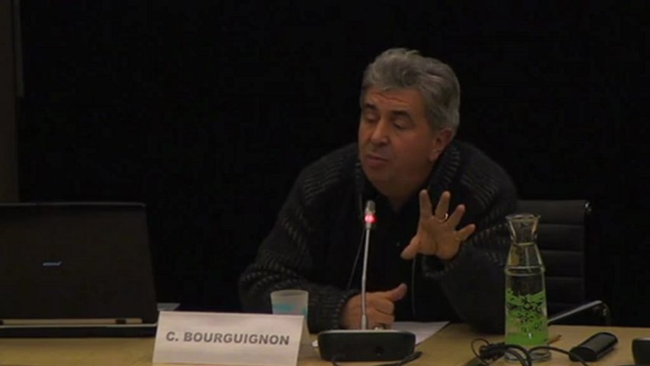 1 Département Français Disparait tous les 7 ans Sous le Béton_Claude Bourguignon_Destruction des Sols et de la vie sur Terre par les Elites dirigeantes ...