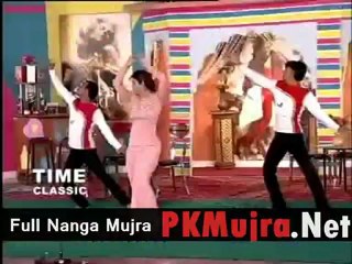 Pakistani mujra of Hina Shaheen zulfaan thaley mukh tera 2013