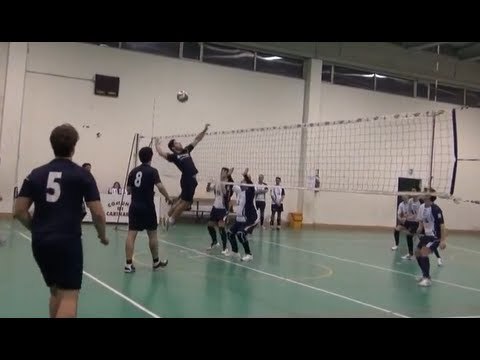 Carinaro (CE) - La Pallavolo Carinaro vince contro Am Volley Giugliano (27.01.13)