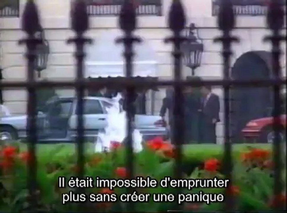 TCOTS 4 Huit personnes sirotant du vin 2/3, Edward Bernays, propagande et manipulation