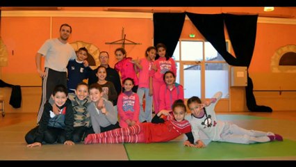 Lutte - Ecole Senghor (Montpellier)