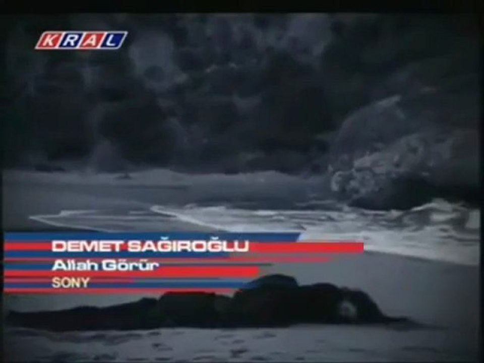 Demet Sağıroğlu - Allah Görür