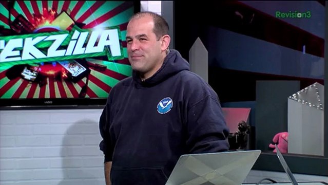 Did RAM Prices Go Up??? WikiCancel. Vine Video: Six Seconds of Glory. Pick The Right UPS! Wireless Earbuds. Upgrade Your Camcorder With A Mic. iOS 6.1 - Tekzilla