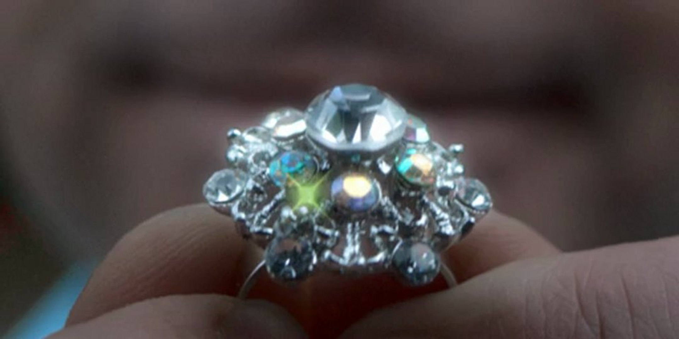 ⁣Bague brillante WTF (VFX)