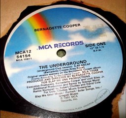 Bernadette Cooper - The Underground (Underground Club Version)