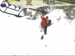 Workers caught in quarry collapse