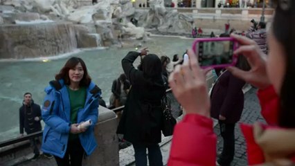 دار فندي تمول ترميم نافورة تريفي في روما