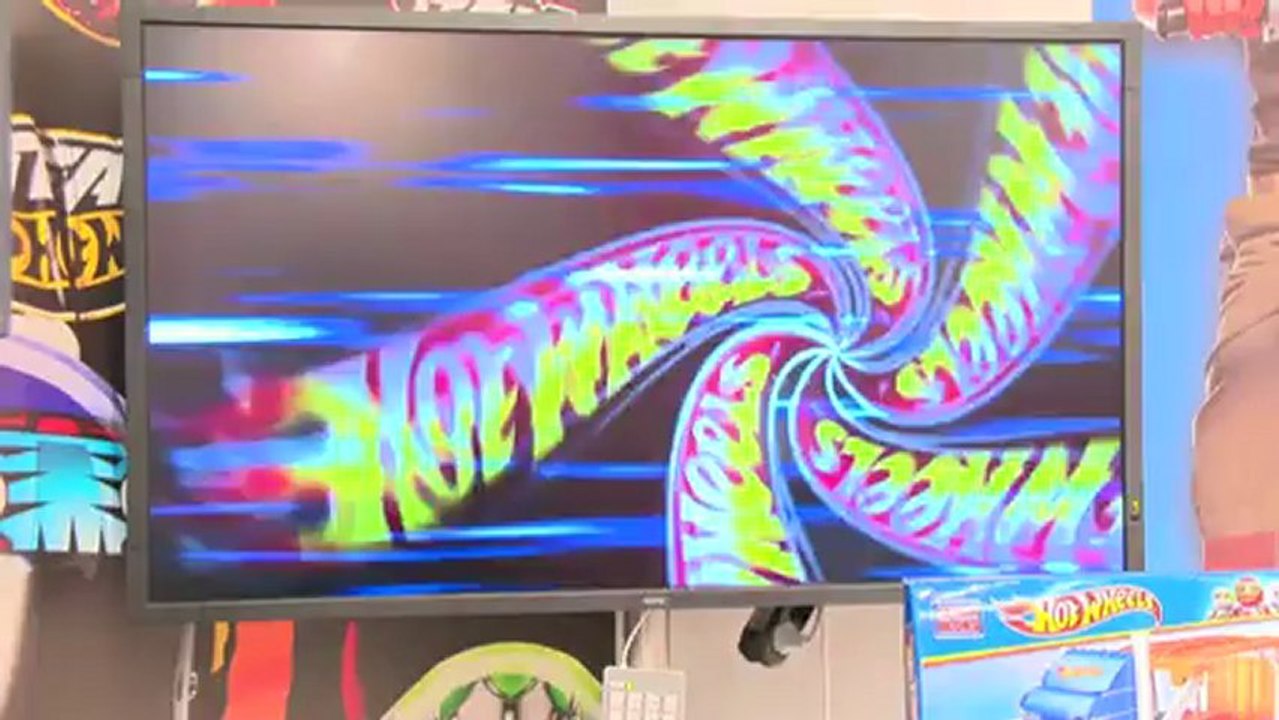 Marco Reus entwickelt live neues Hot Wheels Modell