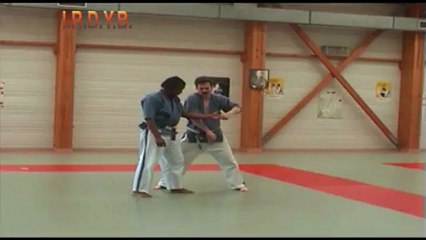 Self Défense - Ushilo Hiki Taoshi sur Junte (2) - Gérard LHOMME