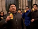 Chinese billionaire sells canned air in polluted Beijing