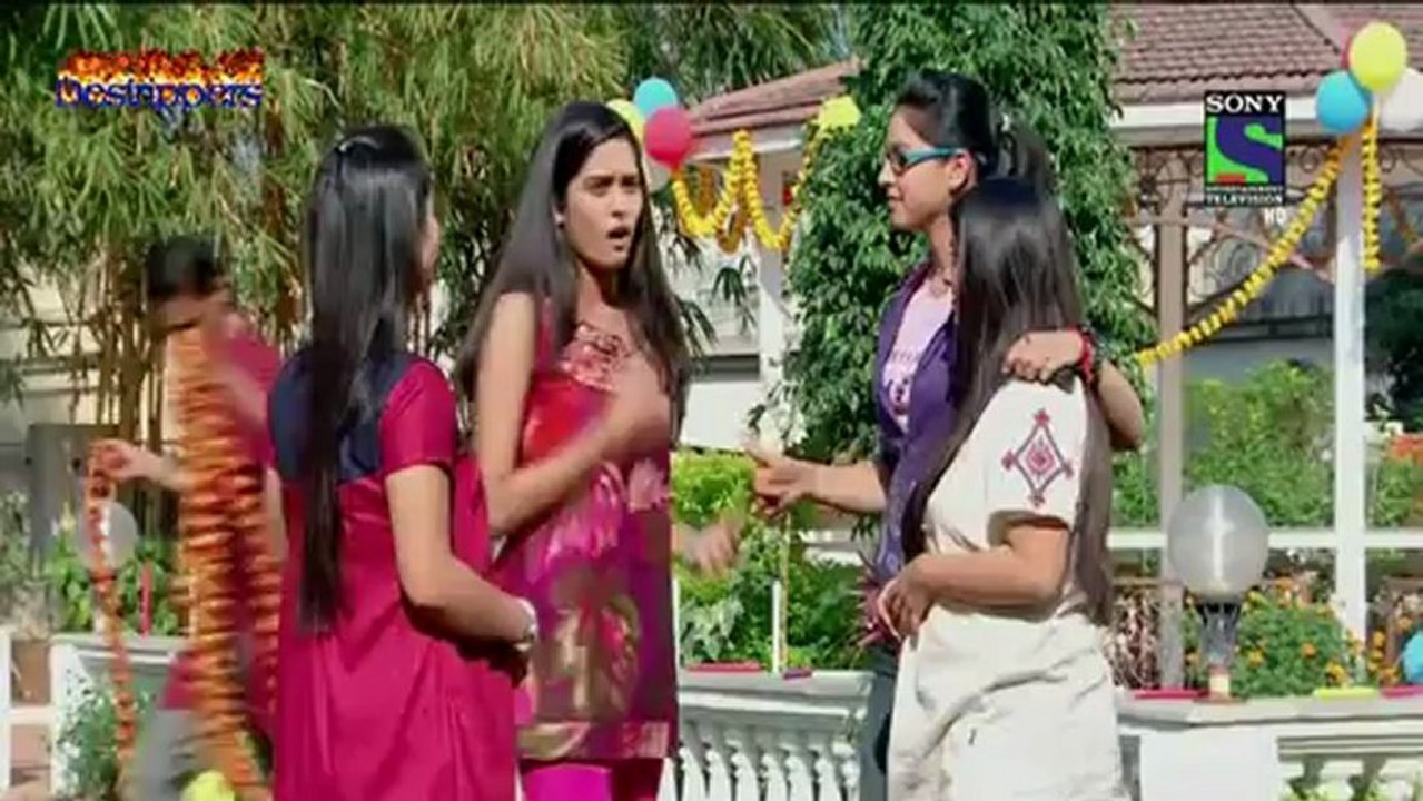 Amita Ka Amit 30th Jan Desirippers