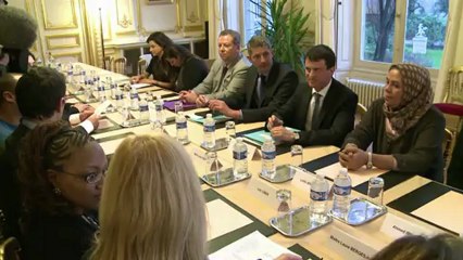 Merah: des familles de victimes reçues par Valls