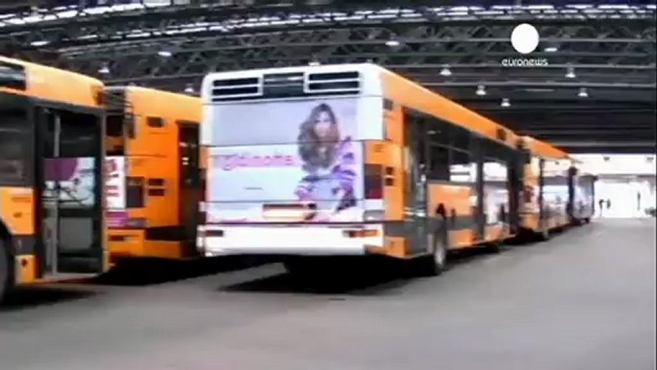 Naples buses run out of fuel