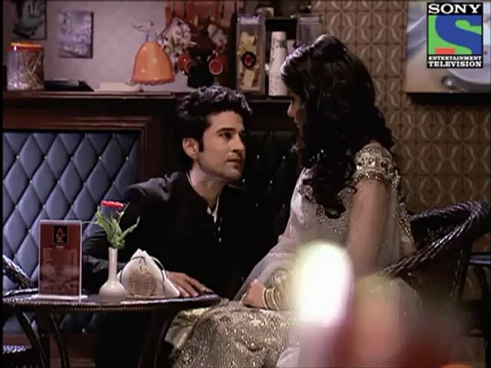 Rajeev khandelwal's appearance in HJNH