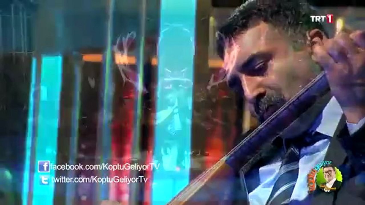 Erdal Erzincan Şelpe Canlı Performans - Koptu Geliyor