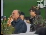 Bosna Lideri Aliya İzzetbegoviç'in askerleri selamı