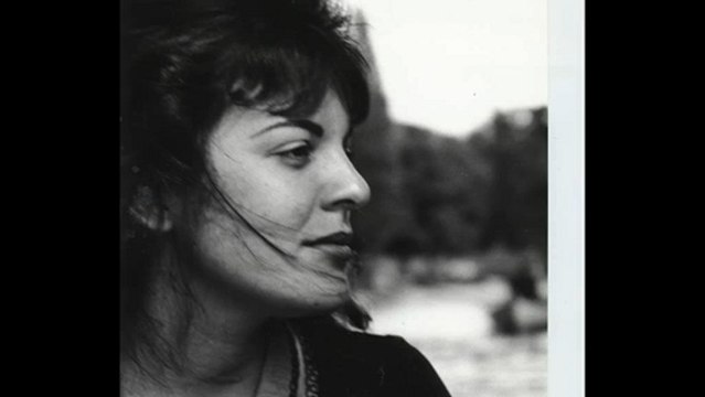 Pointe Noire - Clarisse - Sous ma peau - Recueil de poésies, 2009 — le-livre-cle.fr — © CLE